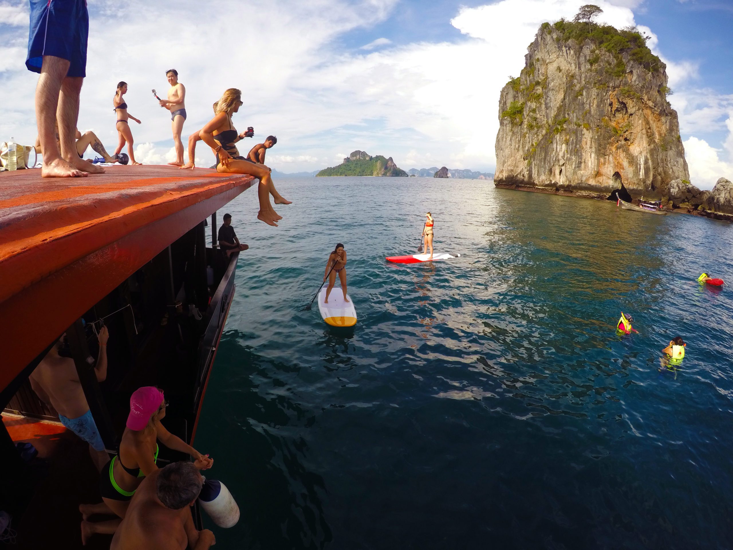 Salto de isla en Krabi